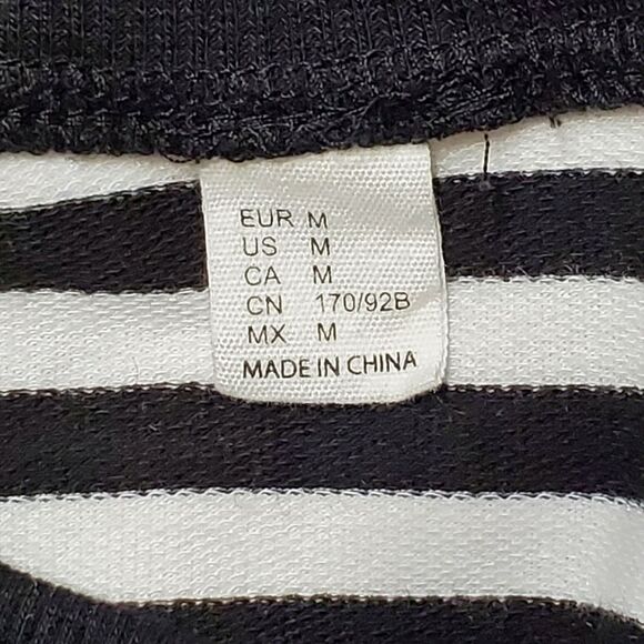 SHEIN BASICS Womens Sz Medium Cotton Striped Print Cropped Tee - Picture 3 of 6